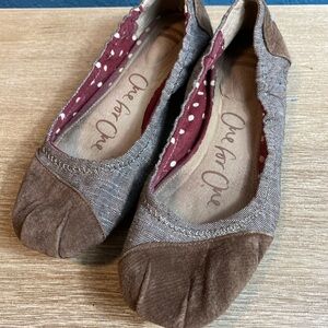 toms womens Shoes Sz 6